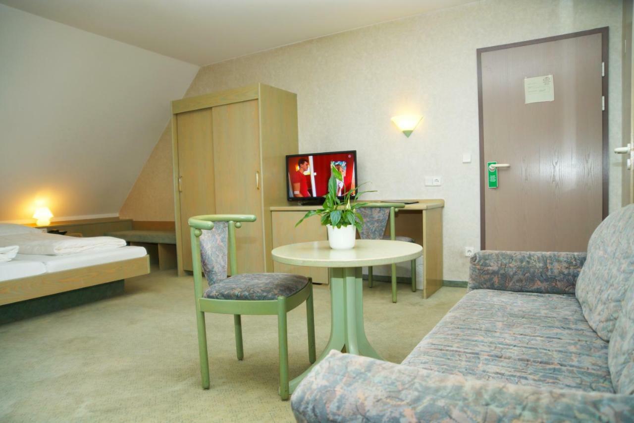 Hotel Krauthof Ludwigsburg Eksteriør bilde